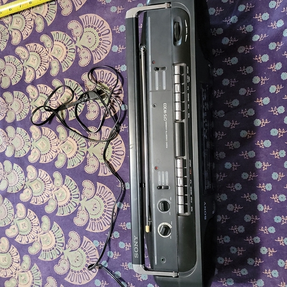 Sony Radio Cassette-Corder - Picture 3 of 7